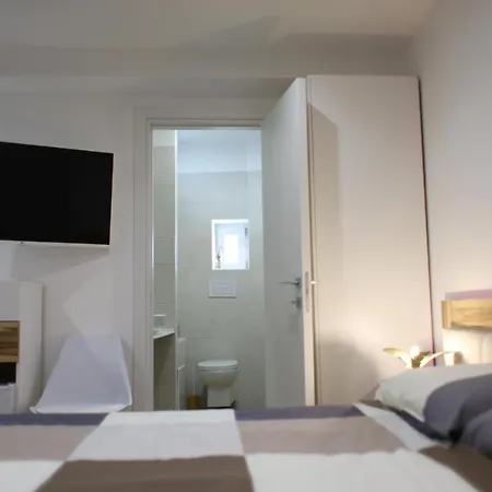 Guest house Civico Sedici &