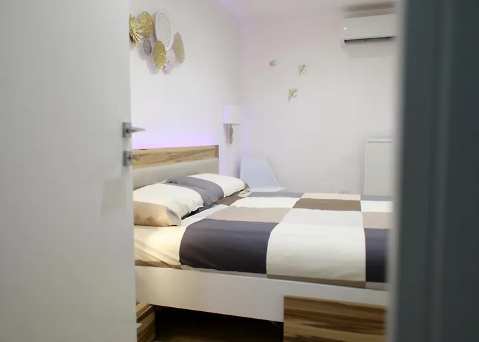 Pensionat Civico Sedici & 4*