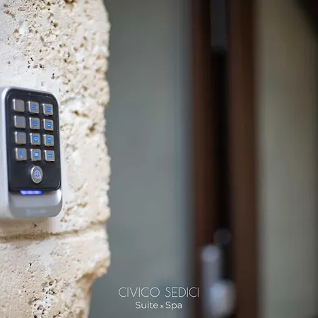 Civico Sedici *